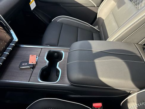 New 2026 GMC Acadia Denali w/ Super Cruise Package image 22