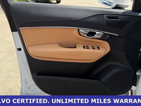 Certified 2025 Volvo XC90 T8 Ultra w/ Protection Package Premier AWD/4WD image 22