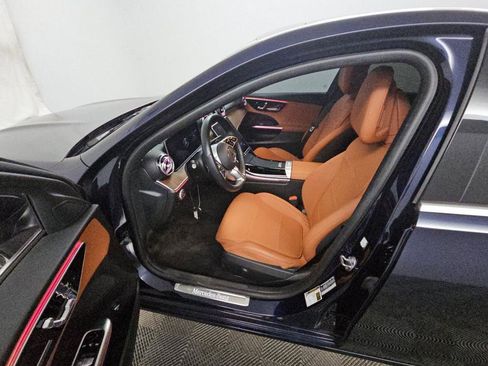Used 2023 Mercedes-Benz C 300 Sedan w/ Pinnacle Trim Package image 4