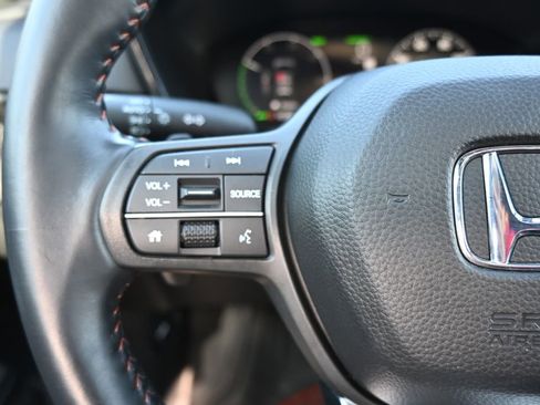 Used 2023 Honda CR-V Sport image 8