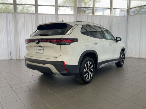 New 2026 Volkswagen Tiguan S image 9