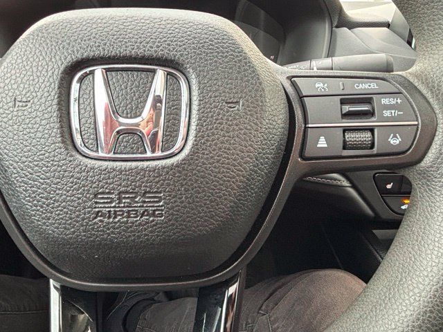 Used 2025 Honda Accord SE image 9