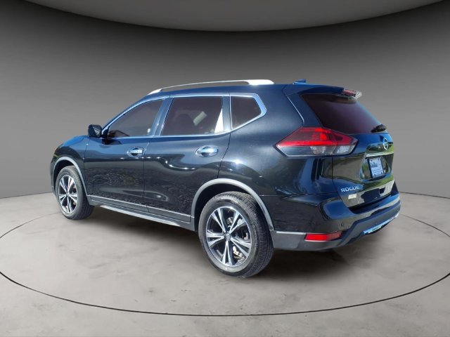 Used 2020 Nissan Rogue SV w/ Premium Package FWD image 14
