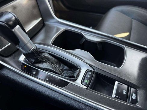 Used 2020 Honda Accord Sport image 29