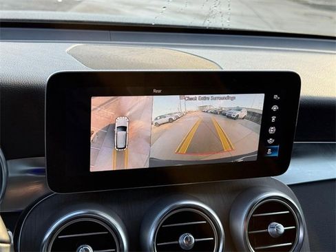 Certified 2022 Mercedes-Benz GLC 300 4MATIC image 23