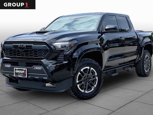 Used 2026 Toyota Tacoma TRD Sport AWD/4WD image 1