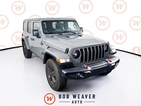 Used 2023 Jeep Wrangler Unlimited Sahara AWD/4WD image 1
