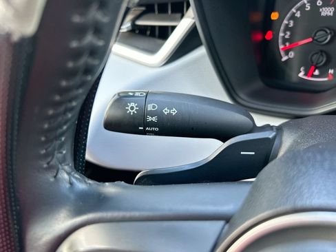 Used 2021 Toyota Corolla SE FWD image 19