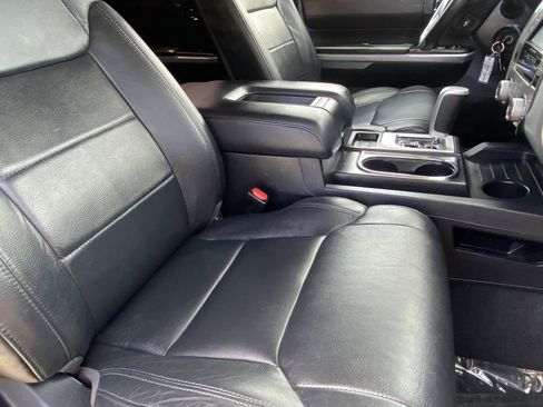 Certified 2017 Toyota Tundra Limited image 13