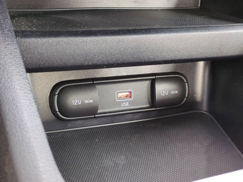 Certified 2022 Kia Forte LXS w/ LXS Technology Package image 20