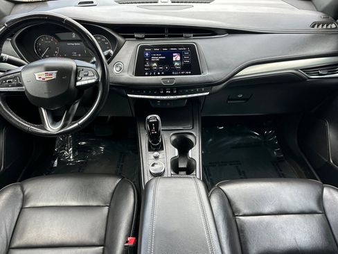 Used 2022 Cadillac XT4 Premium Luxury w/ Safety Alert Package AWD/4WD image 16