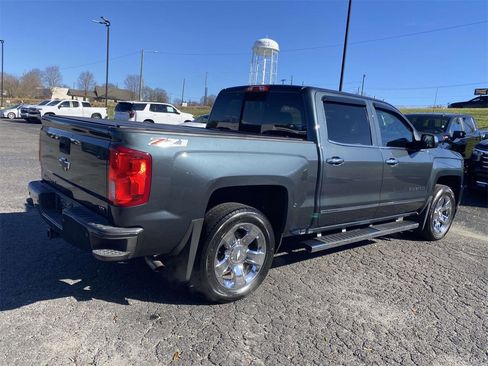 Used 2017 Chevrolet Silverado 1500 LTZ Z71 w/ LTZ Plus Package image 6