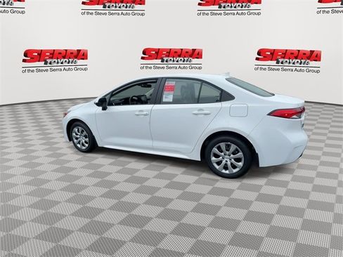 New 2025 Toyota Corolla LE image 7