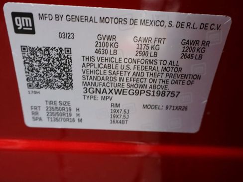 Used 2023 Chevrolet Equinox RS image 39