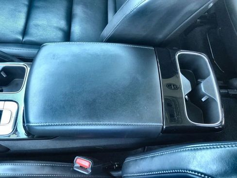 Used 2025 Kia Telluride S image 21