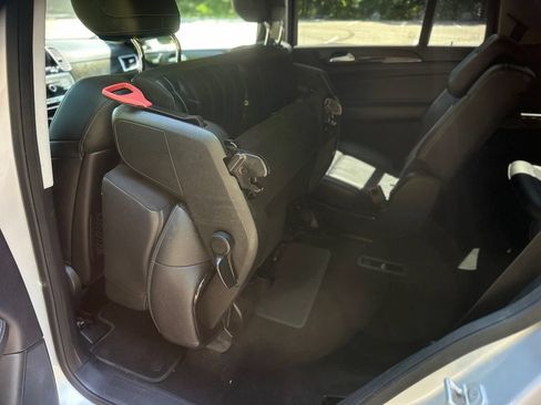 Used 2017 Mercedes-Benz GLS 450 4MATIC image 24