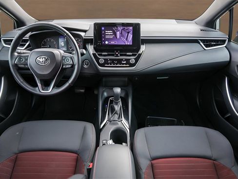 Used 2023 Toyota Corolla SE image 25