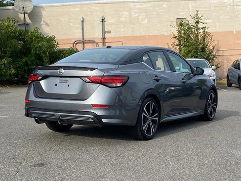 Used 2023 Nissan Sentra SR w/ SR Premium Package image 5