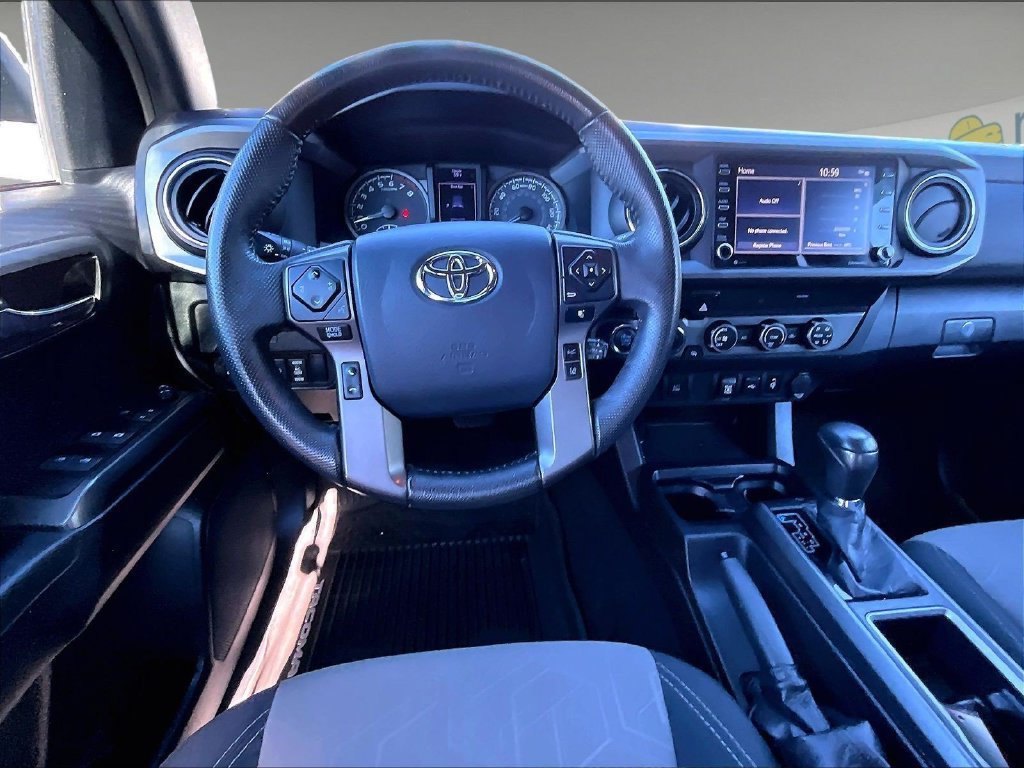 Used 2020 Toyota Tacoma TRD Sport AWD/4WD image 17