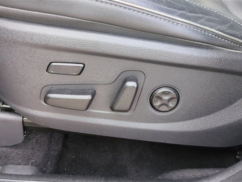 Used 2021 Hyundai Santa Fe Limited image 11