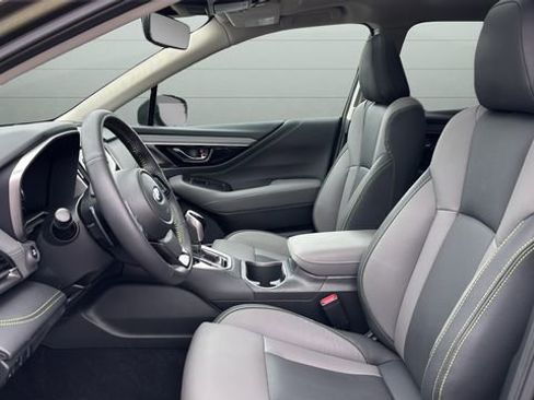 Certified 2025 Subaru Outback Onyx Edition image 24