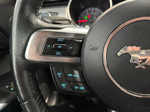 Used 2019 Ford Mustang Coupe w/ Equipment Group 101A RWD image 28