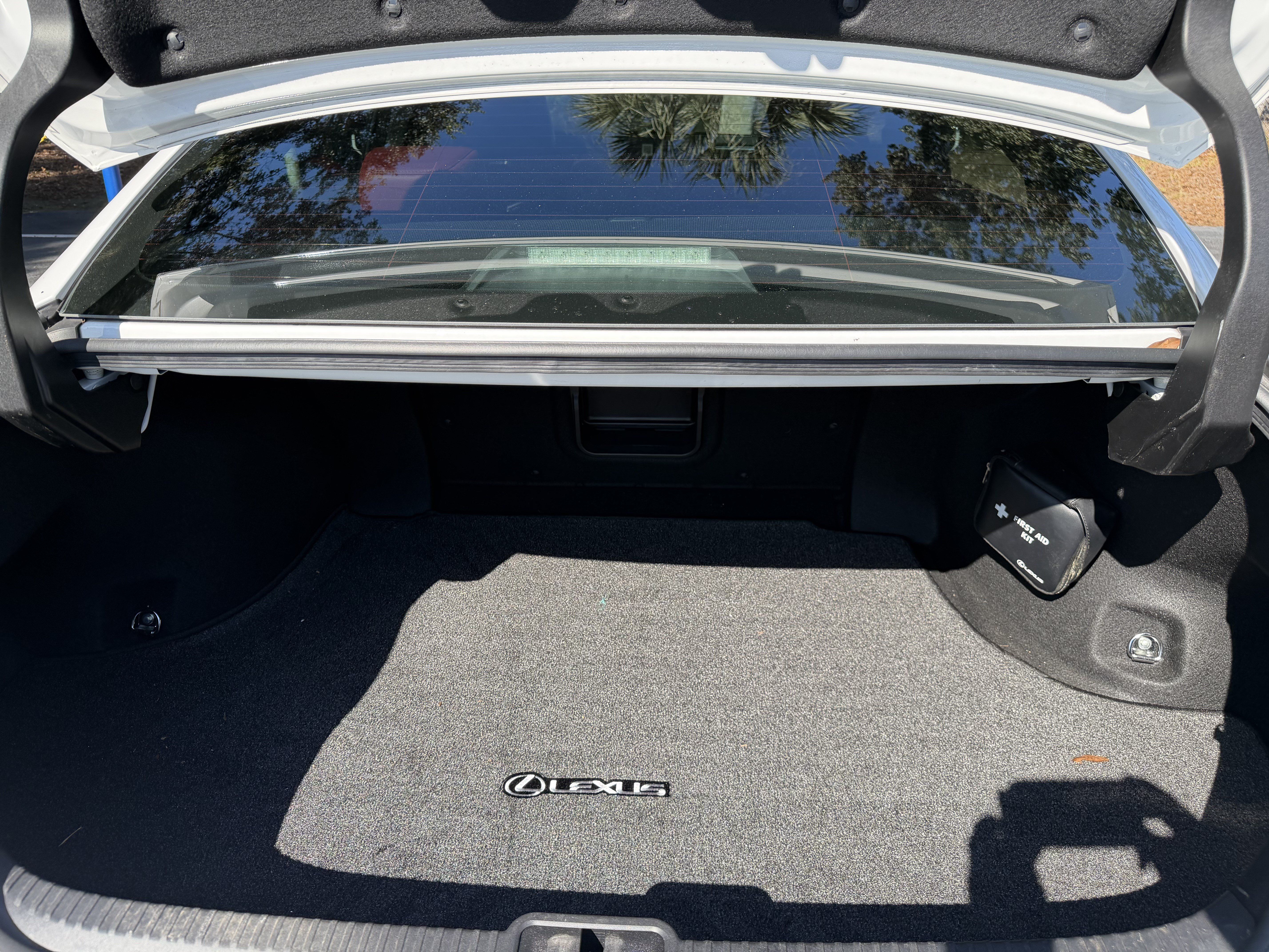 Certified 2023 Lexus ES 350 F Sport w/ Accessory Package (Z2) FWD image 38