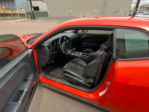 Used 2013 Dodge Challenger SRT8 w/ Harman Kardon Audio Group image 9