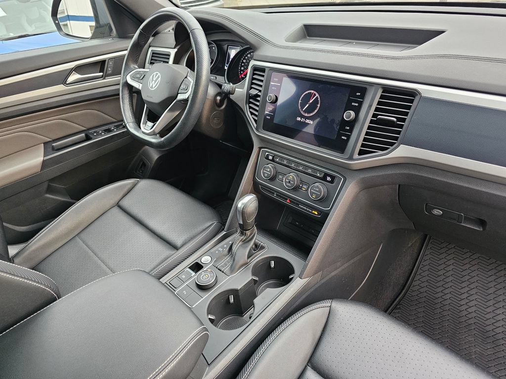 Used 2021 Volkswagen Atlas Cross Sport SE w/ Panoramic Sunroof Package AWD/4WD image 11