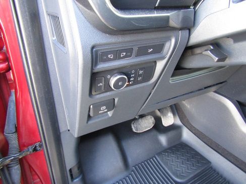 Used 2022 Ford F150 XLT w/ Equipment Group 302A High AWD/4WD image 22