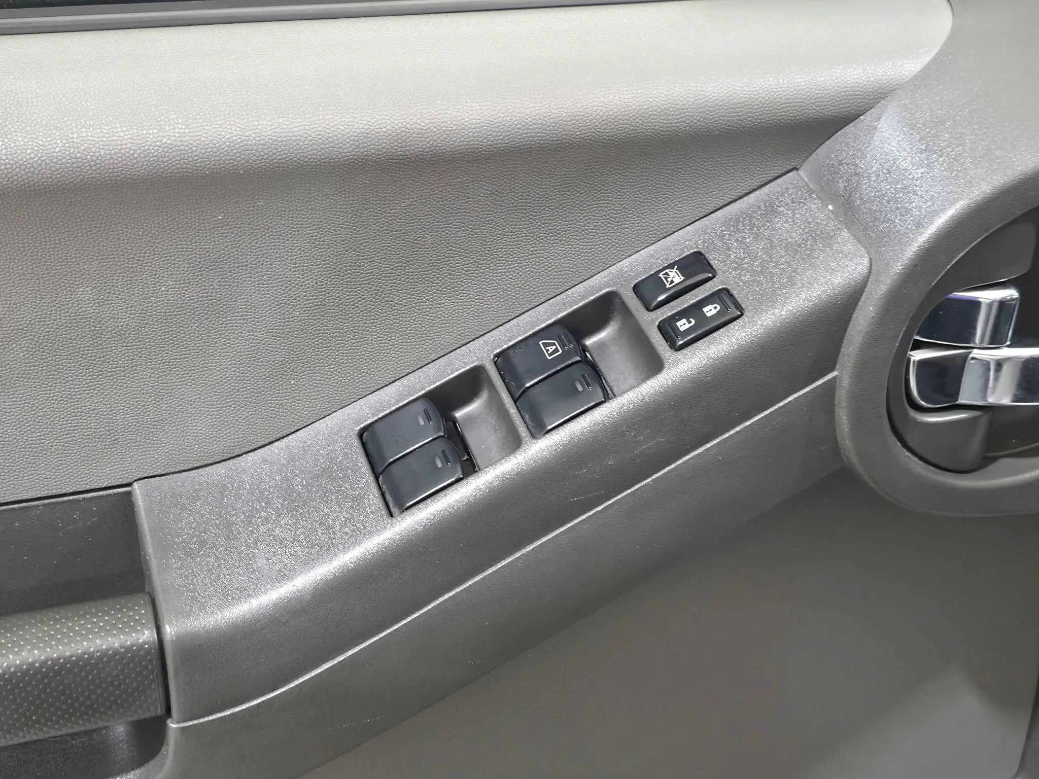 Used 2012 Nissan Xterra S w/ Value Package AWD/4WD image 26