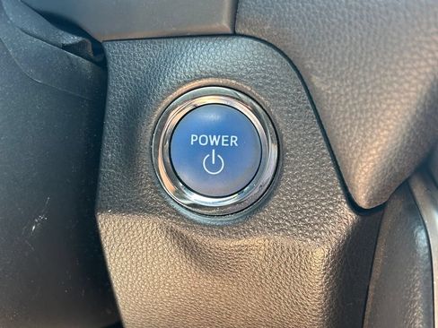 Used 2019 Toyota RAV4 XSE w/ XSE Weather Package AWD/4WD image 30