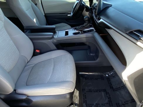 Certified 2024 Toyota Sienna LE image 10