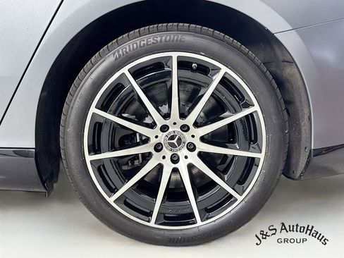 Used 2023 Mercedes-Benz EQS 580 4MATIC Sedan w/ Exclusive Trim Package image 40