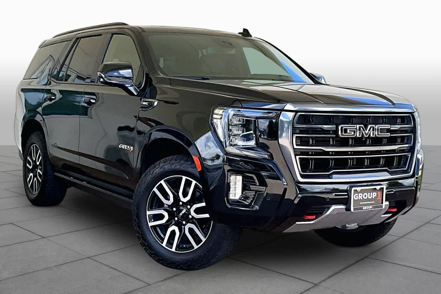 Used 2023 GMC Yukon AT4 w/ AT4 Premium Plus Package AWD/4WD image 3