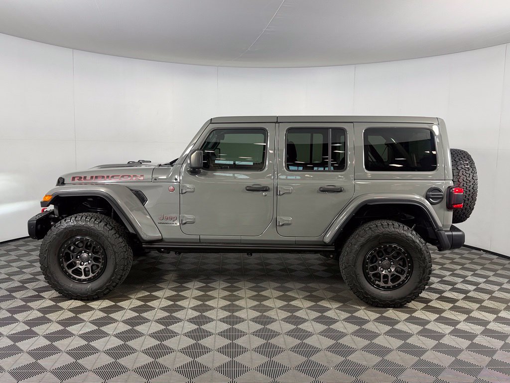 Used 2023 Jeep Wrangler Unlimited Rubicon w/ Xtreme 35 Tire Package AWD/4WD image 10