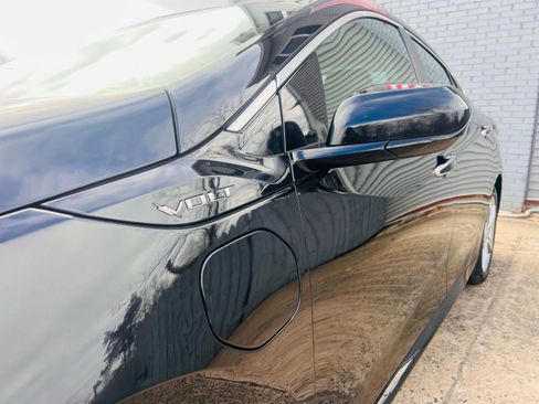 Used 2017 Chevrolet Volt LT w/ Comfort Package image 15