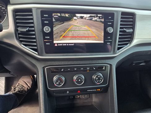 Used 2018 Volkswagen Atlas SE FWD image 8
