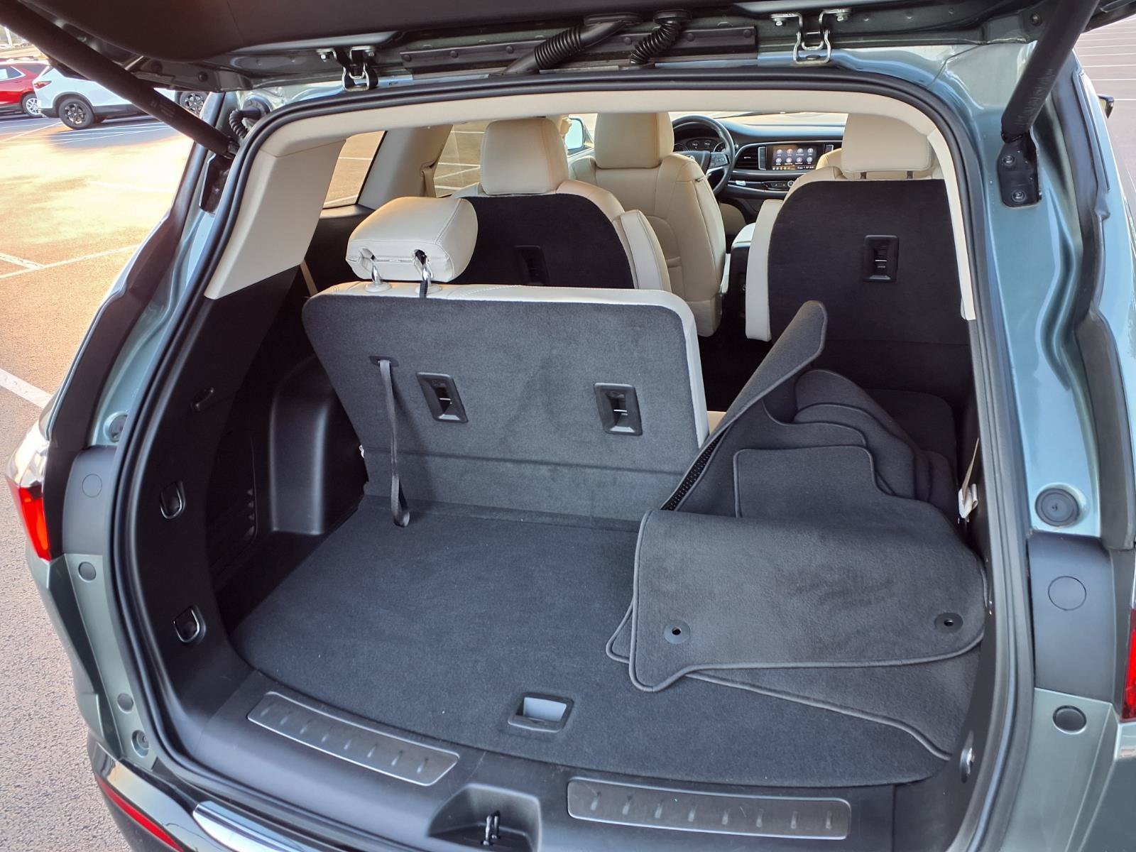 Used 2023 Buick Enclave Essence AWD/4WD image 26