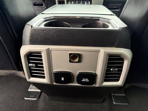 Used 2019 Ford F250 Lariat w/ Lariat Value Package image 22