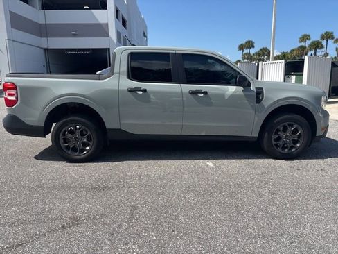 Used 2022 Ford Maverick XLT FWD image 2