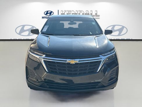 Used 2024 Chevrolet Equinox LS image 2