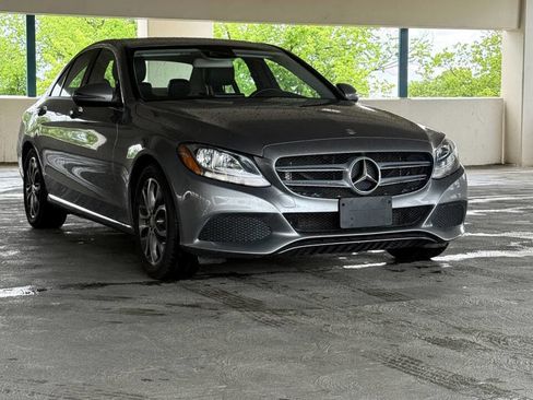Used 2016 Mercedes-Benz C 300 Sedan image 11