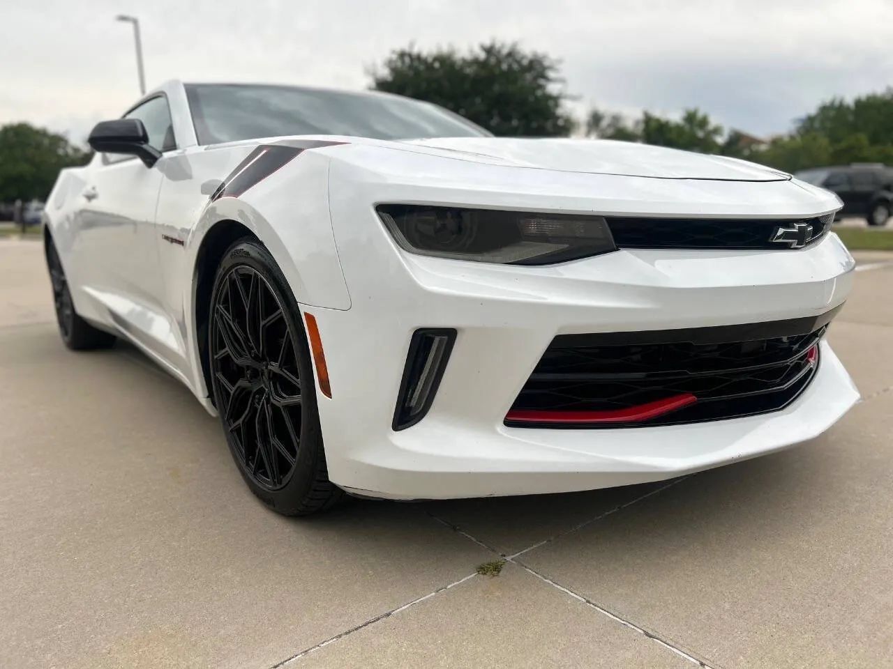 Used 2018 Chevrolet Camaro LT w/ Redline Edition RWD image 4