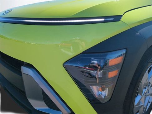 New 2026 Hyundai Kona SE image 10