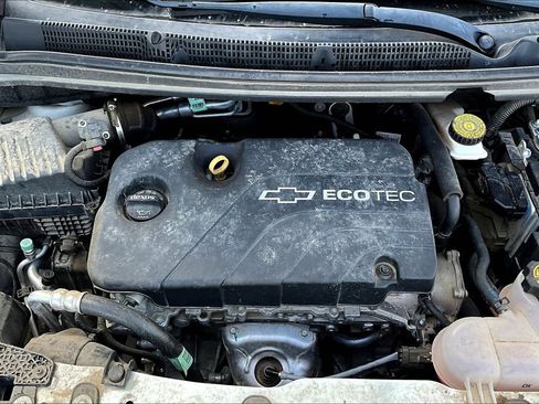 Used 2019 Chevrolet Spark LT FWD image 31