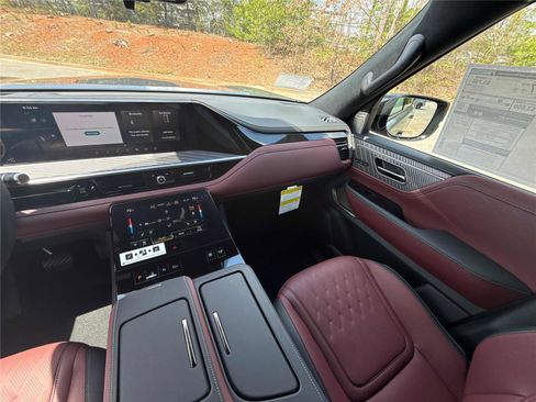 New 2026 INFINITI QX80 Autograph AWD/4WD image 15