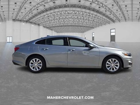 Used 2024 Chevrolet Malibu LT image 8