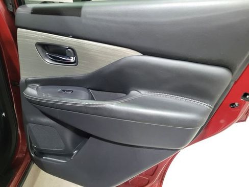 Used 2018 Nissan Murano SL image 48