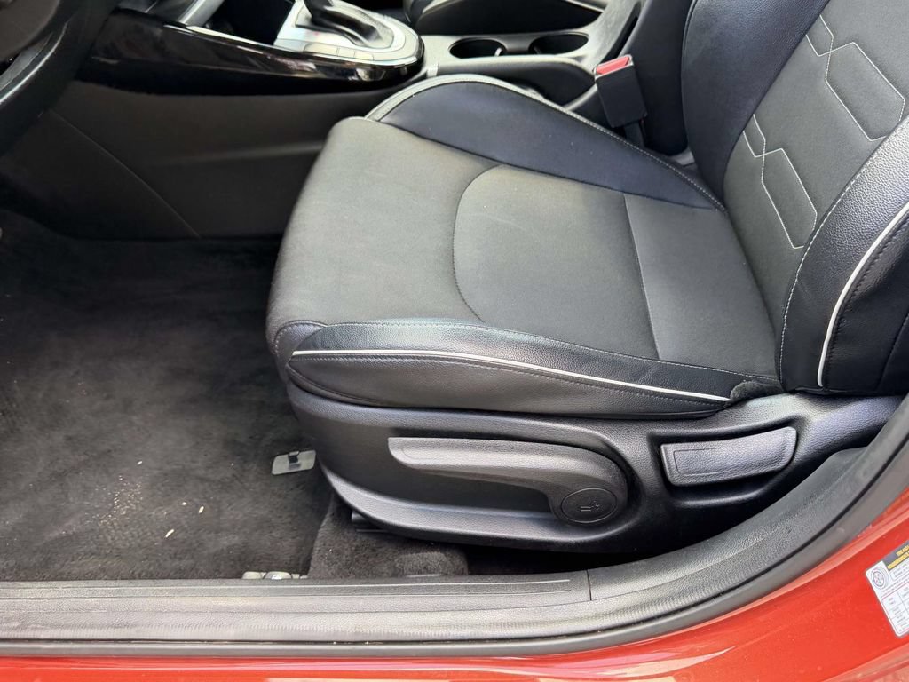 Used 2023 Kia Forte GT-Line FWD image 15